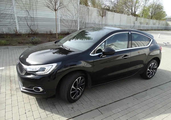 Citroen DS4 cena 45000 przebieg: 155300, rok produkcji 2017 z Góra małe 781